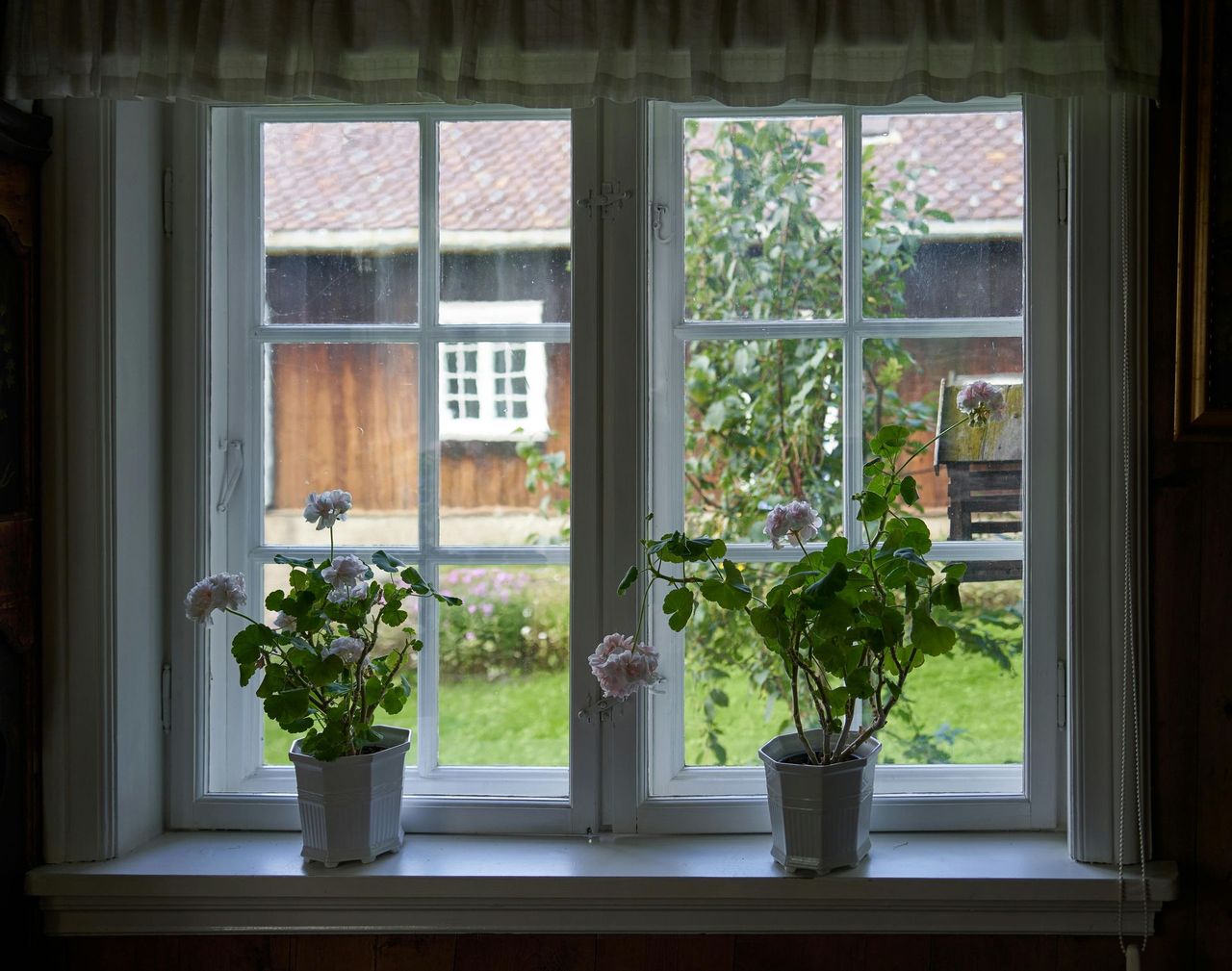 What to Expect When Installing Wood Effect uPVC Windows